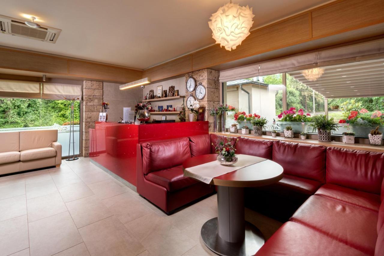 Hotel & Relax Zone Cattleya Krushuna Luaran gambar