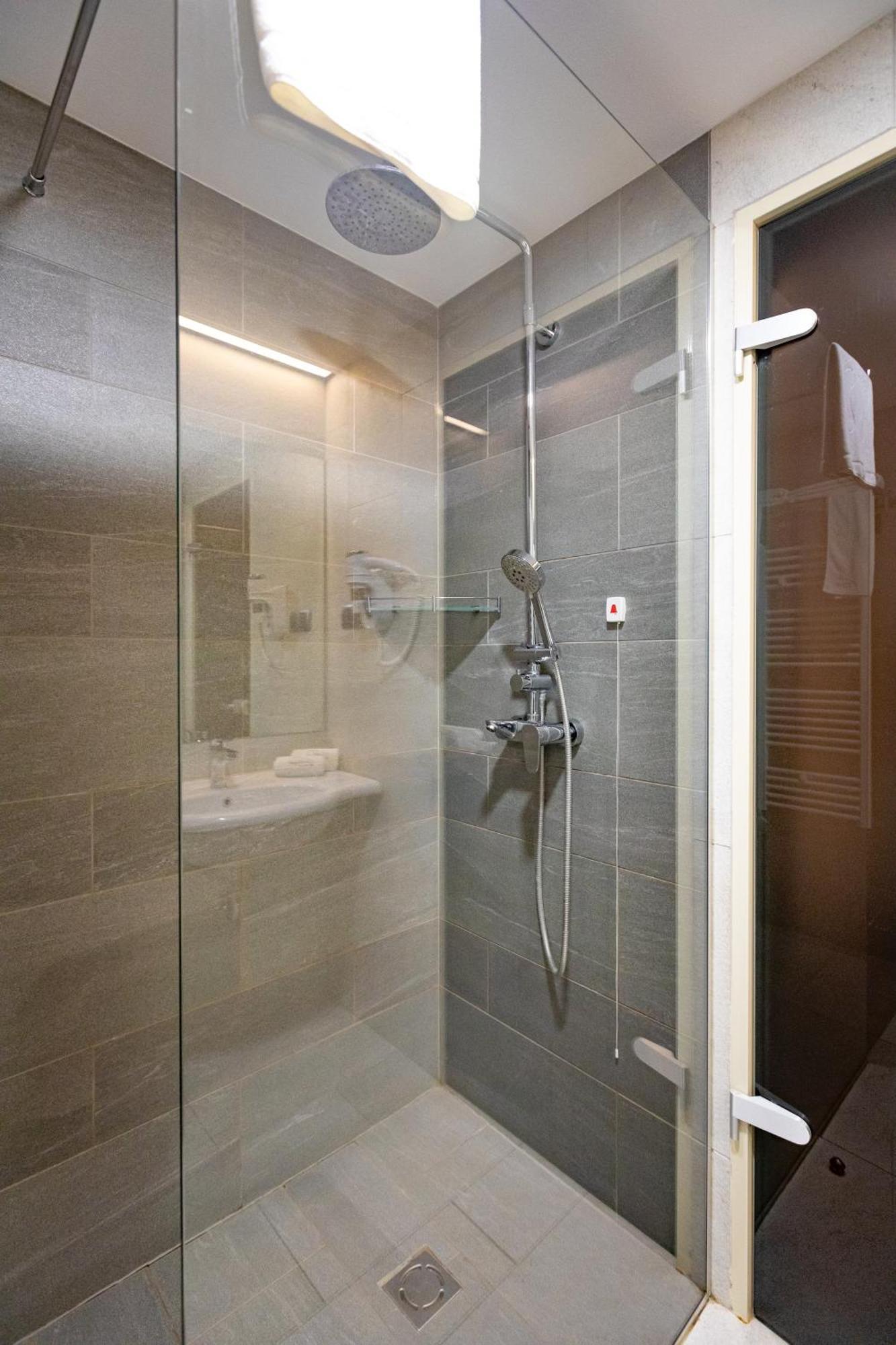 Hotel & Relax Zone Cattleya Krushuna Luaran gambar